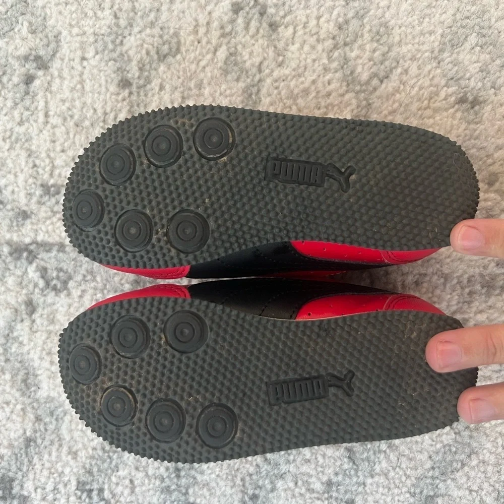 Boys Puma Velcro Shoes Red/Black - Picture 5 of 9